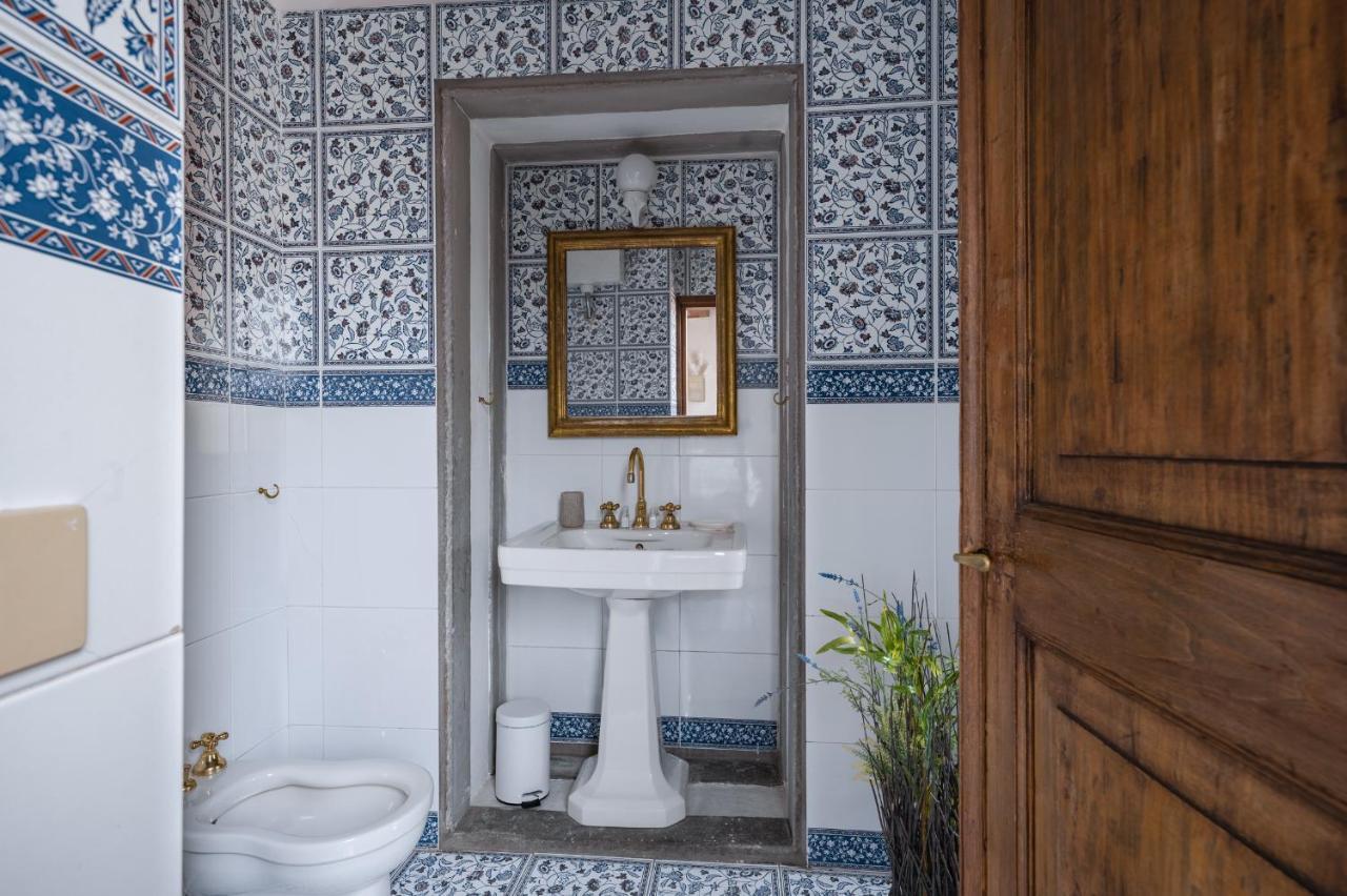 Via Lamberti, 3 - Florence Charming Apartments - Charming And Historic 5Th-Floor Attic Apartment With Elevator In A Building At The Heart Of Vibrant Florence, Just A 2-Minute Walk From All Attractions Ngoại thất bức ảnh